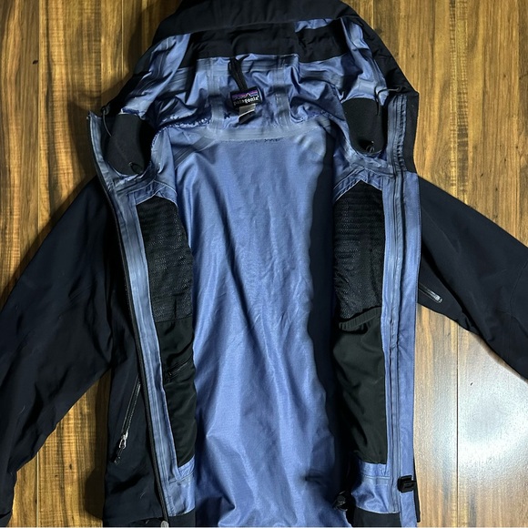 Patagonia Shell Jacket - Picture 4 of 5